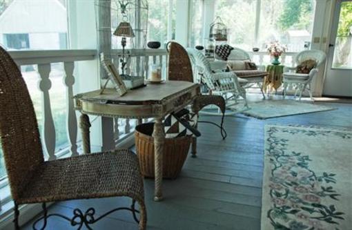 фото отеля The White House Bed and Breakfast Inn
