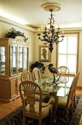 фото отеля The White House Bed and Breakfast Inn