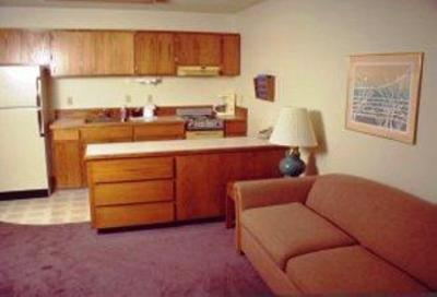 фото отеля Bend Riverside Inn & Suites