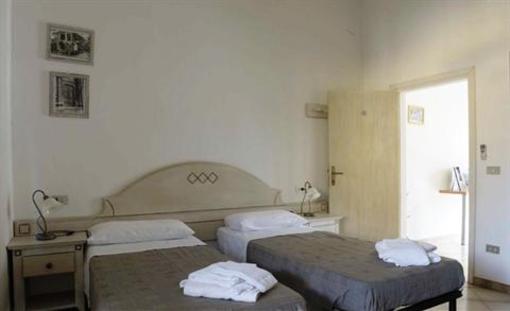 фото отеля La Spiga Bed and Breakfast Campi Bisenzio