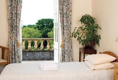 фото отеля Wishmoor Hotel
