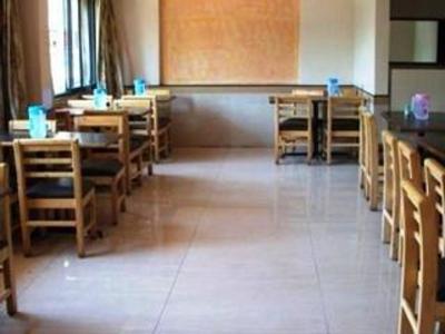 фото отеля Hotel Tourist International Pune