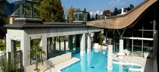 фото отеля Hotel Revotel