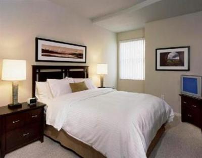 фото отеля Oakwood at Seasons of Cherry Creek