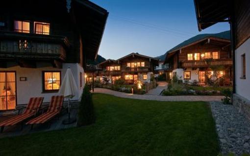 фото отеля Brugger Dorfl Chalet Mayrhofen