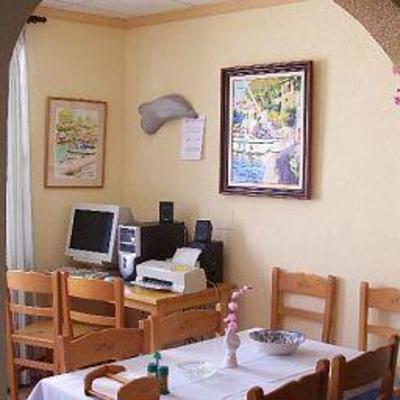 фото отеля Hostal Mar Blau Santanyi