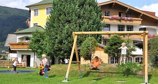 фото отеля Hubengut Landhotel Radstadt