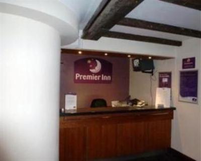 фото отеля Premier Inn Alderley Edge