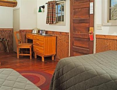 фото отеля Roosevelt Lodge Cabins