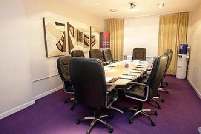 фото отеля Ramada Da Vincis Hotel Derry