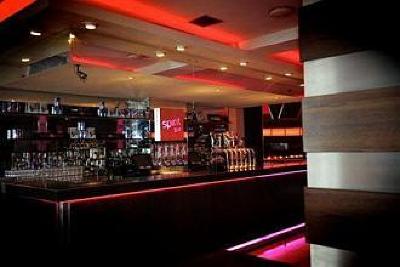 фото отеля Ramada Da Vincis Hotel Derry