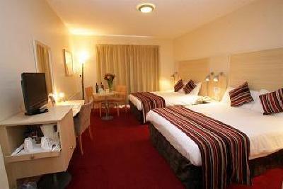 фото отеля Ramada Da Vincis Hotel Derry