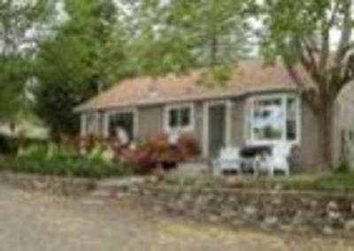 фото отеля Rocky Point Cottages
