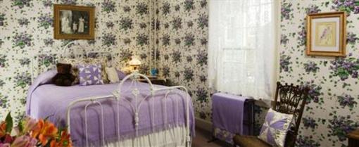 фото отеля Main Street Manor Bed & Breakfast Inn
