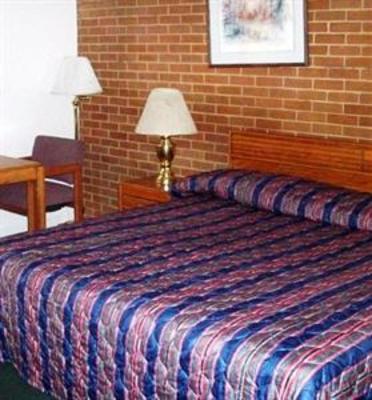 фото отеля Provo Travelers Inn