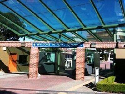 фото отеля Lachlan Executive Serviced Apartments