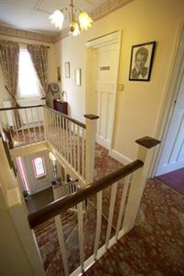 фото отеля Moonraker Guest House