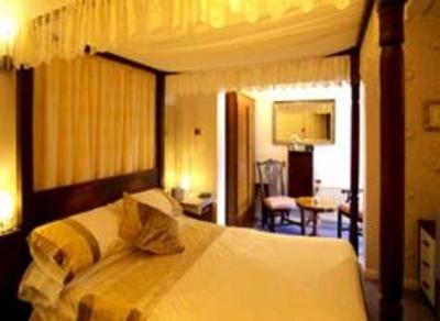 фото отеля Moonraker Guest House
