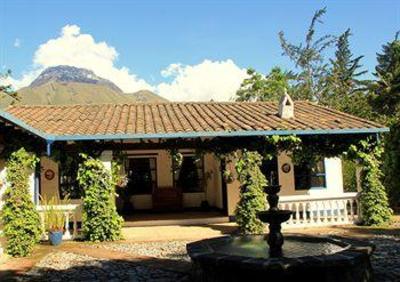 фото отеля Hacienda Pinsaqui