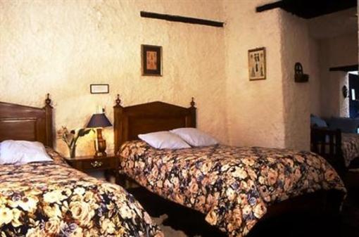 фото отеля Hacienda Pinsaqui