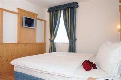 фото отеля Hotel Gardenia Vermiglio