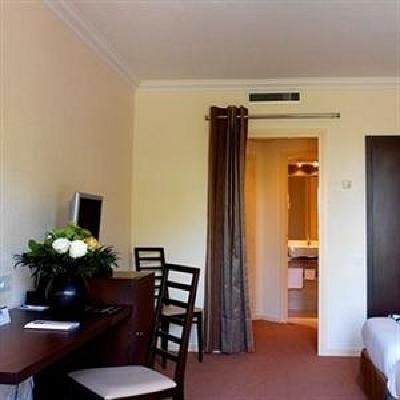 фото отеля BEST WESTERN Golf & Hotel du Gouverneur