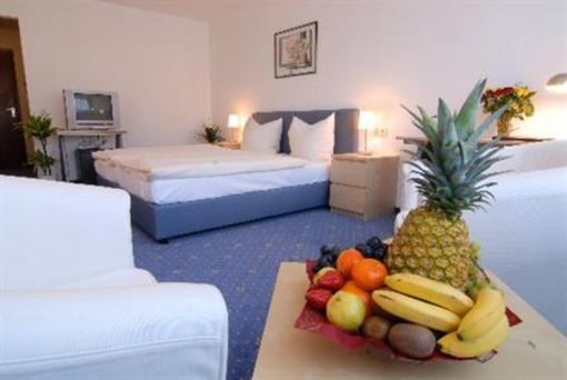фото отеля Hak Hotel Am Klostersee Sindelfingen