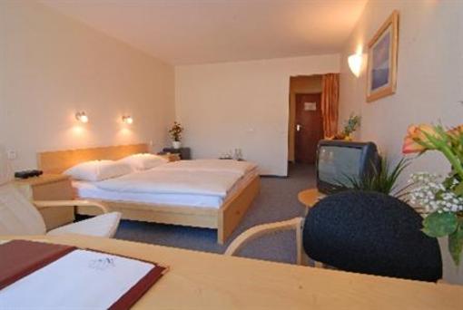 фото отеля Hak Hotel Am Klostersee Sindelfingen