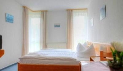 фото отеля Hotel Nordwind Lohme