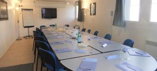 фото отеля Kyriad Brive La Gaillarde Centre Hotel