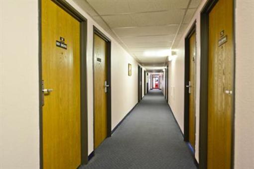 фото отеля Americas Best Value Inn McPherson