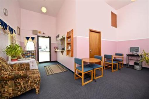 фото отеля Americas Best Value Inn McPherson