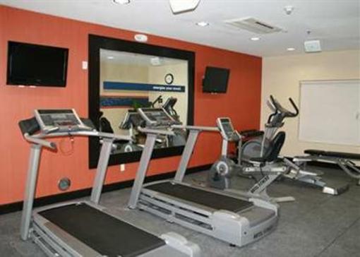 фото отеля Hampton Inn Defiance