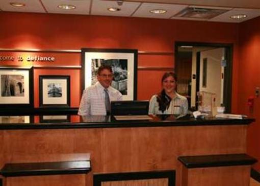 фото отеля Hampton Inn Defiance