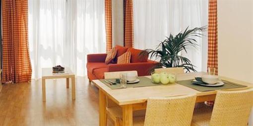 фото отеля Aparthotel Nou Vielha