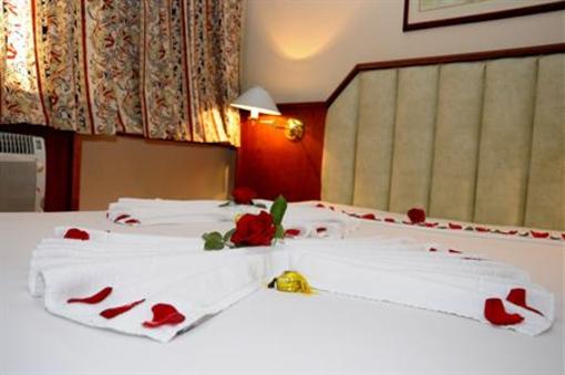 фото отеля Leon Park Hotel e Convencoes