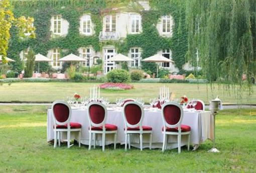 фото отеля Chateau de Nantilly