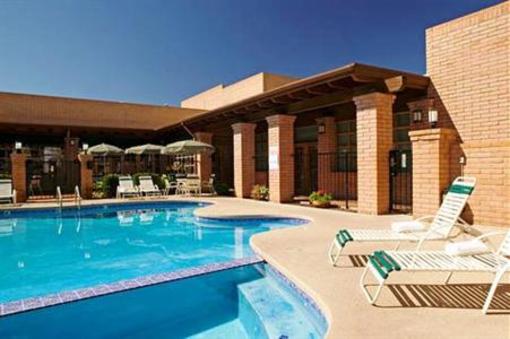 фото отеля Sierra Suites