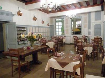 фото отеля Logis Hotel De La Poste Auxerre