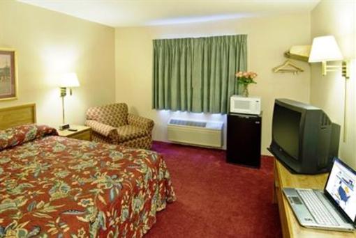 фото отеля Americas Best Value Inn Rhinelander