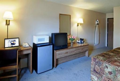 фото отеля Americas Best Value Inn Rhinelander