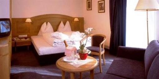 фото отеля Hotel Alpenruh Micheluzzi