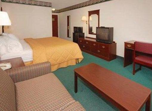 фото отеля Econo Lodge Inn & Suites Canton