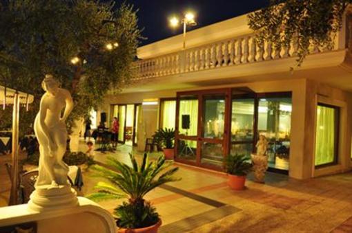 фото отеля Hotel Al Pozzo