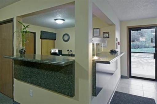 фото отеля Americas Best Value Inn Marshalltown