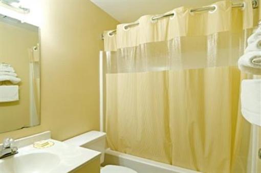 фото отеля Americas Best Value Inn Marshalltown