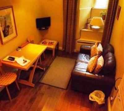 фото отеля Morpeth Court Serviced Apartments