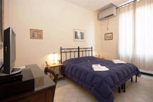 фото отеля Bed & Breakfast La Mongolfiera Florence