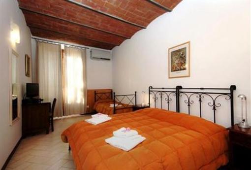 фото отеля Bed & Breakfast La Mongolfiera Florence