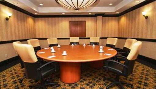 фото отеля Hilton Garden Inn Kankakee